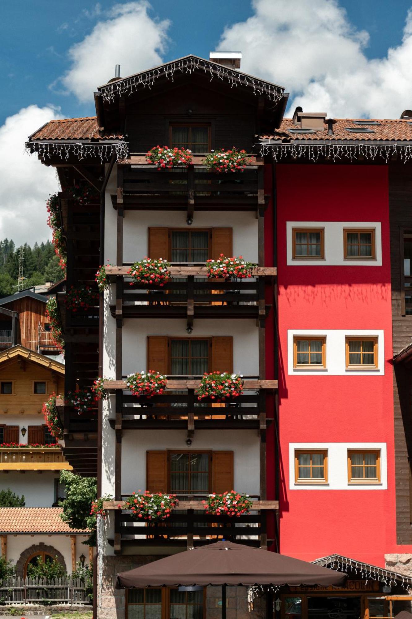 Romantic Charming Hotel Rancolin Moena Luaran gambar