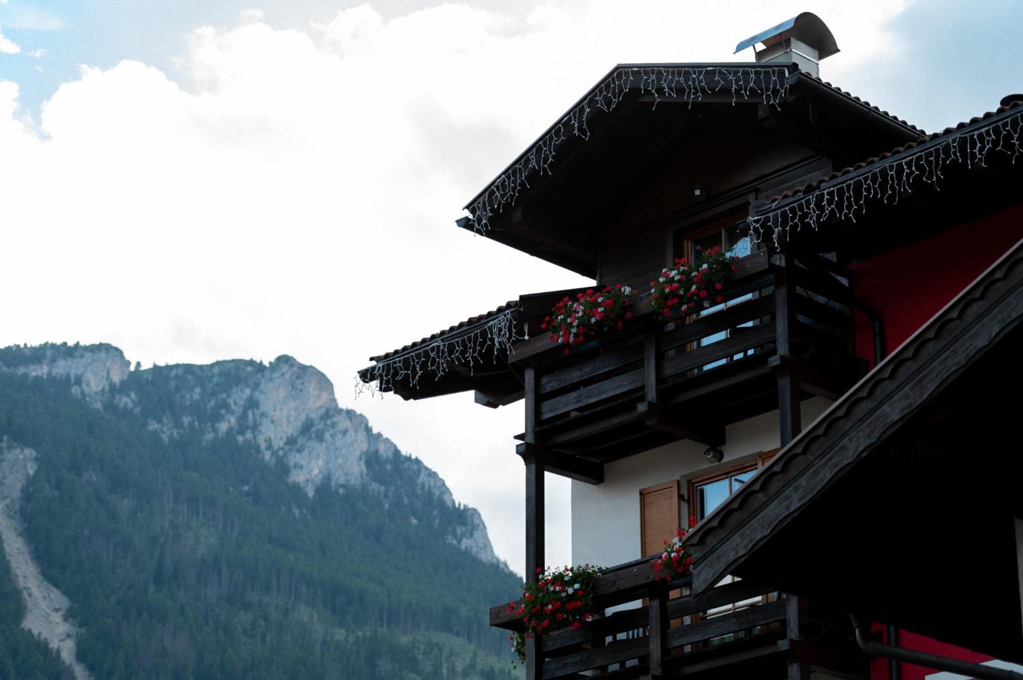 Romantic Charming Hotel Rancolin Moena Luaran gambar