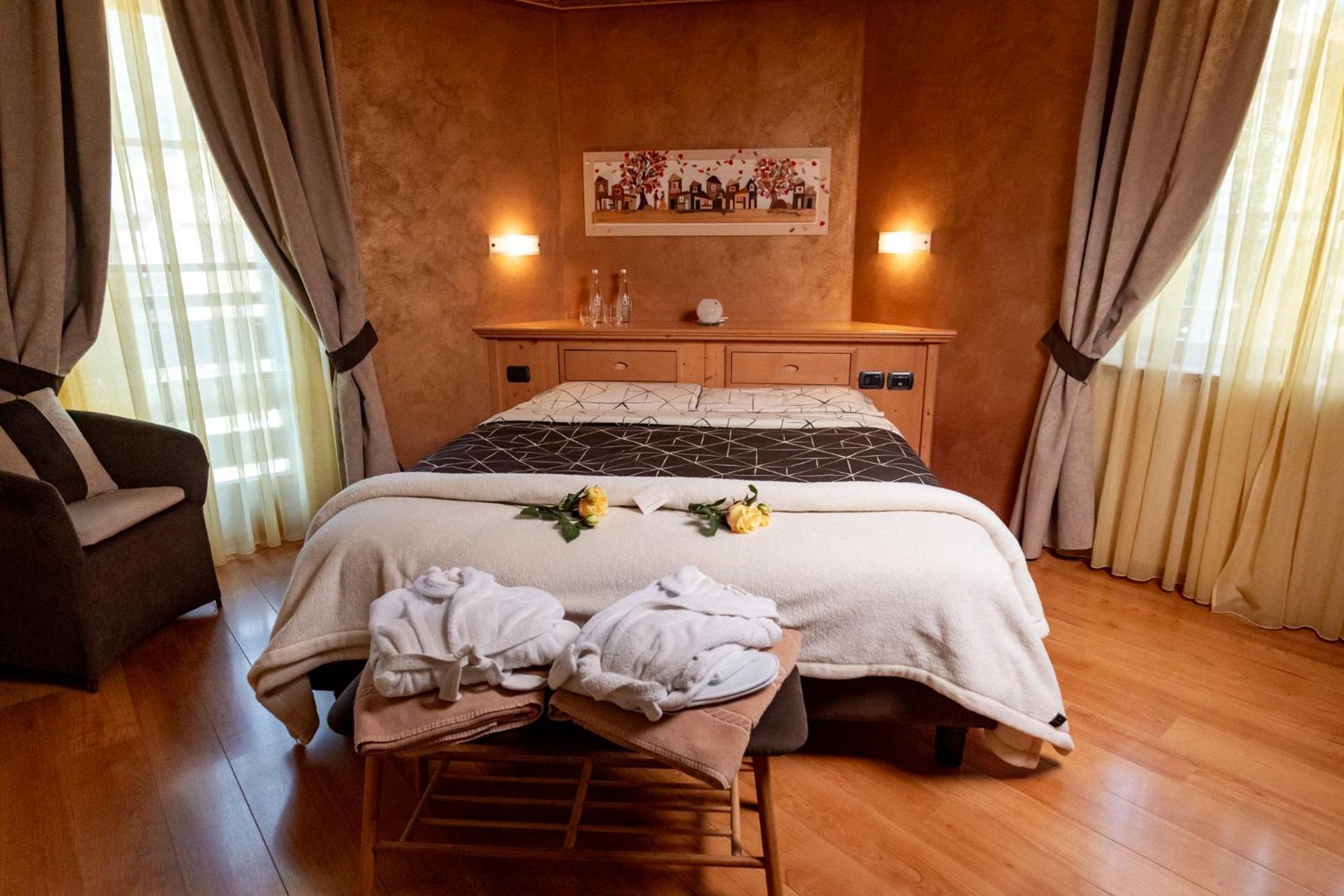 Romantic Charming Hotel Rancolin Moena Luaran gambar